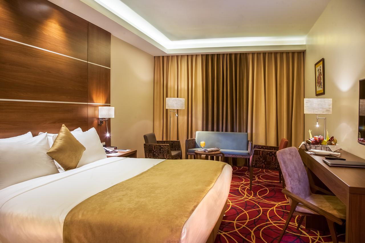 Gerasa Executive Kamer