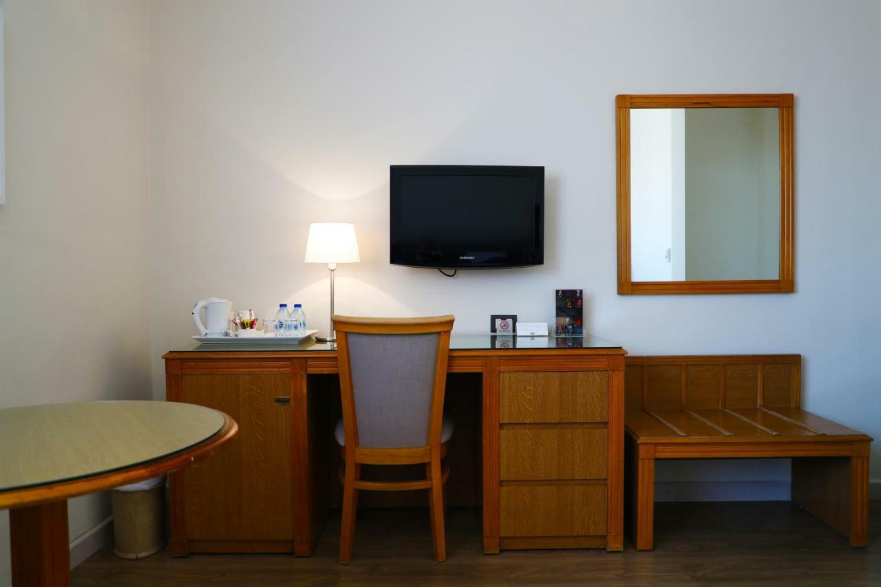 Standard Zimmer mit Kingsize-Bett