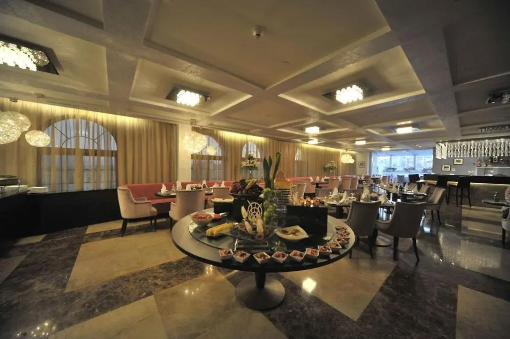 Il Palazzo Hotel And Suites-1