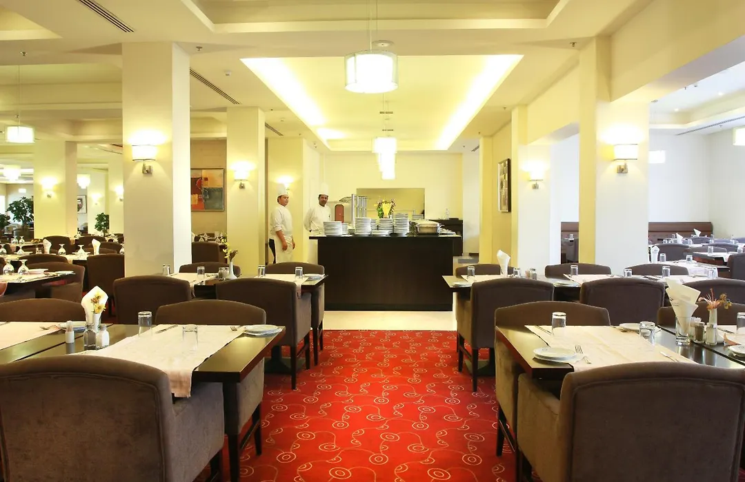 Grand Palace Hotel-1