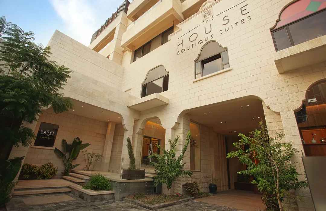 The House Boutique Suites-1